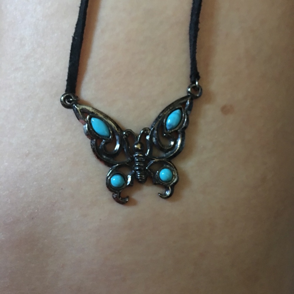 Vintage butterfly chocker necklace